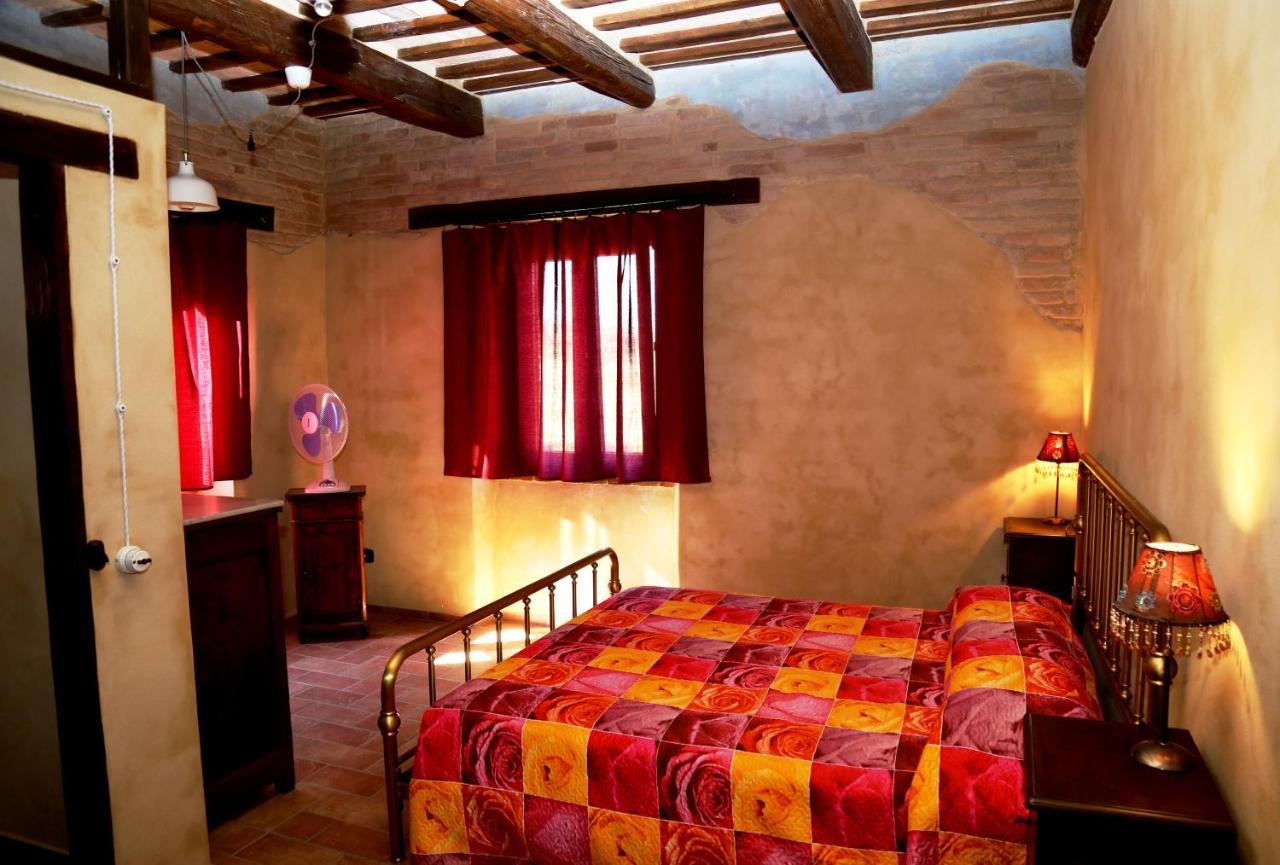B&B Mik E Ramo Abbadia di Fiastra Exterior foto